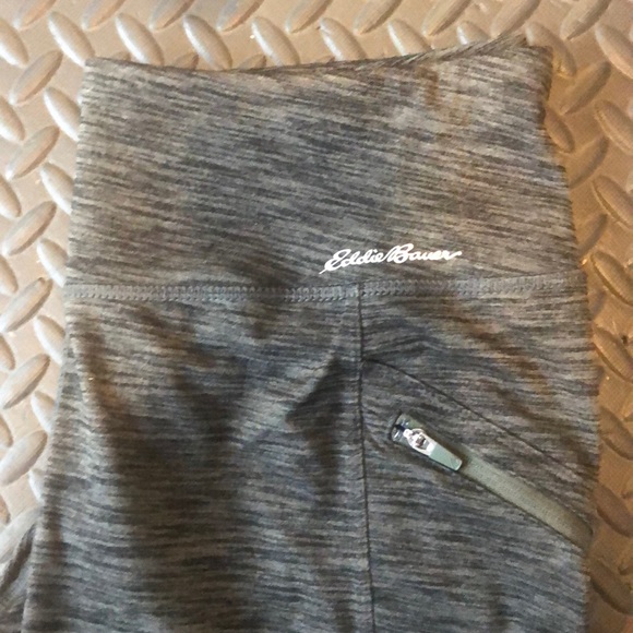 Small Eddie Bauer crop active pants - Picture 1 of 8